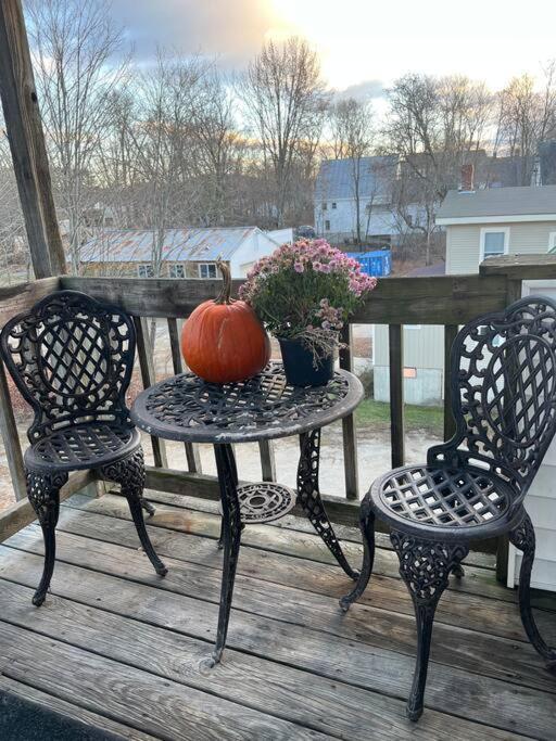 Saco Riverside Modern & Cozy 3 Bedroom 3rd Flr * Conway