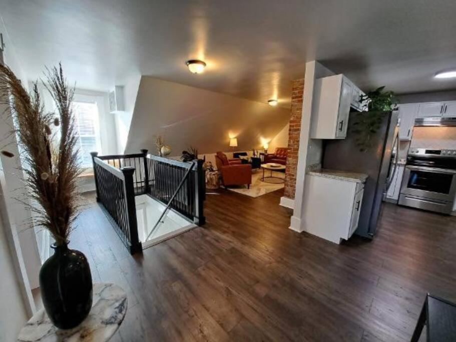 Saco Riverside Modern & Cozy 3 Bedroom 3rd Flr Apartment Conway