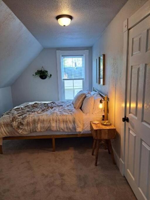Saco Riverside Modern & Cozy 3 Bedroom 3rd Flr Conway