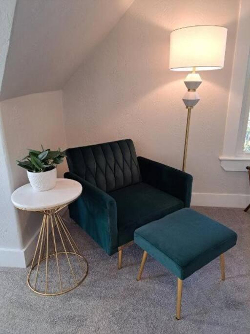 Saco Riverside Modern & Cozy 3 Bedroom 3rd Flr *